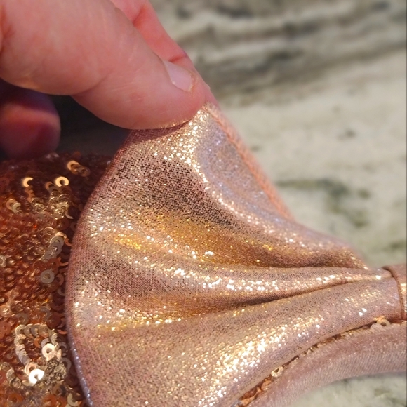 DISNEY PARKS MINNIE ROSE GOLD SEQUINS EARS & BOW - Picture 2 of 3